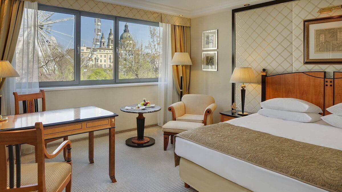 Русскоговорящие отели. Отель Кемпински. Отели в Будапеште в центре. Hotel в Будапеште 3 звезды в центре города. Будапешт квартиры.