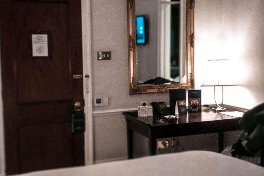 מלון דיוקס לונדון - Hotel Dukes London מלון בוטיק מאיה לוי - בלוג טיולים Secretour