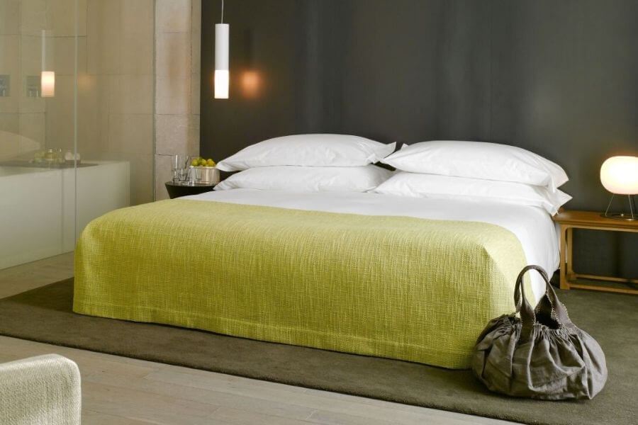 איך לעצב את חדר השינה כמו במלון יוקרה - מאיה לוי Secretour בלוג טיולים