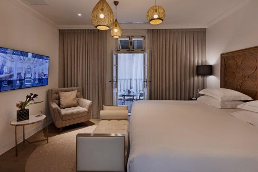 איך לעצב את חדר השינה כמו במלון יוקרה - מאיה לוי Secretour בלוג טיולים